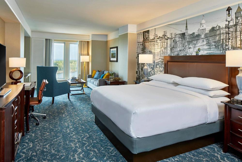 Junior Suite One King with Sofa bed interior